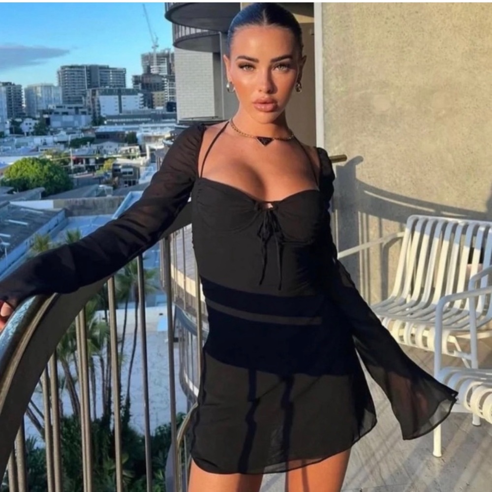 House of CB Black Babydoll Mini Dress Long Sleeve Halter Size Large